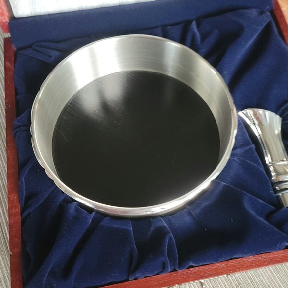 NIB Royal Selangor Gift Boxed Wine Bottle Coaster & Pourer Set - Picture 1 of 16